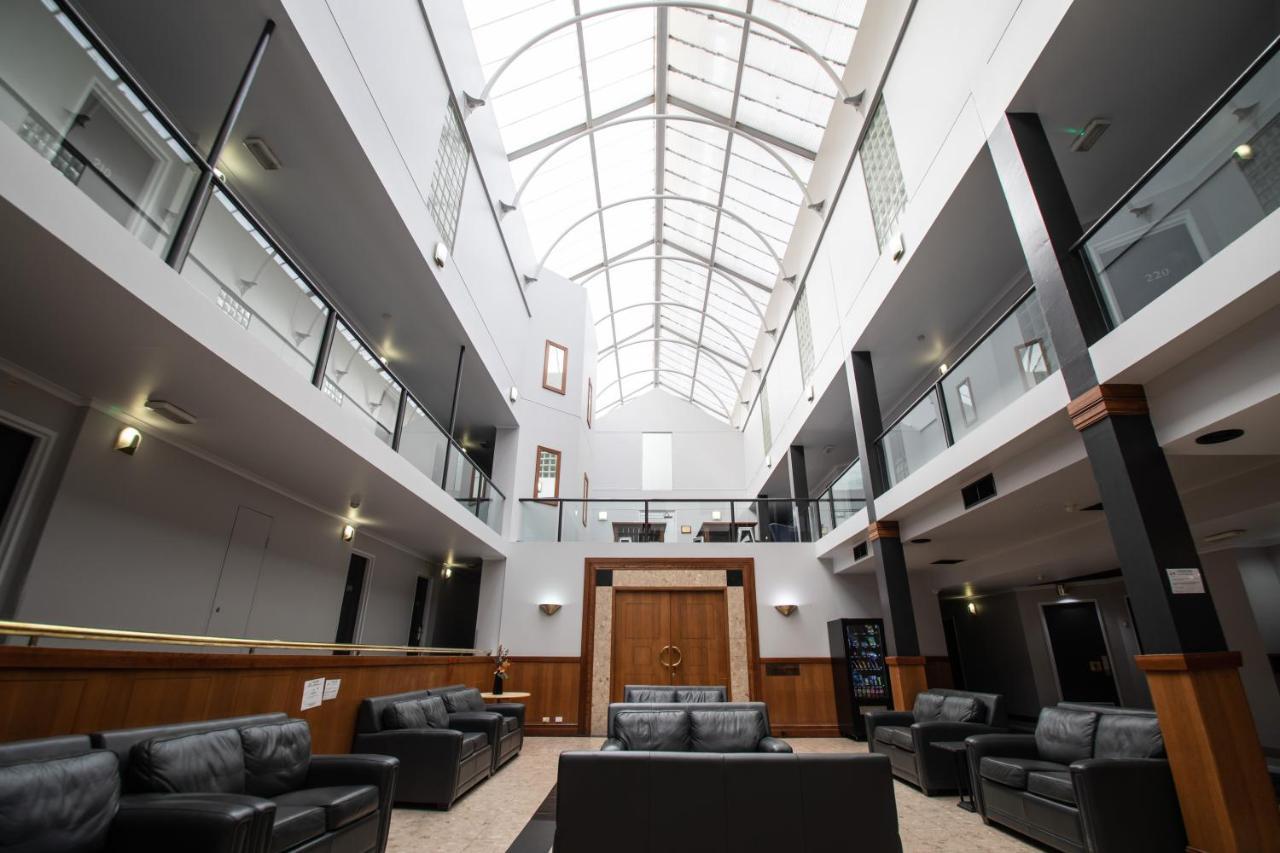 Madison Capital Executive Apartments Canberra Exterior photo